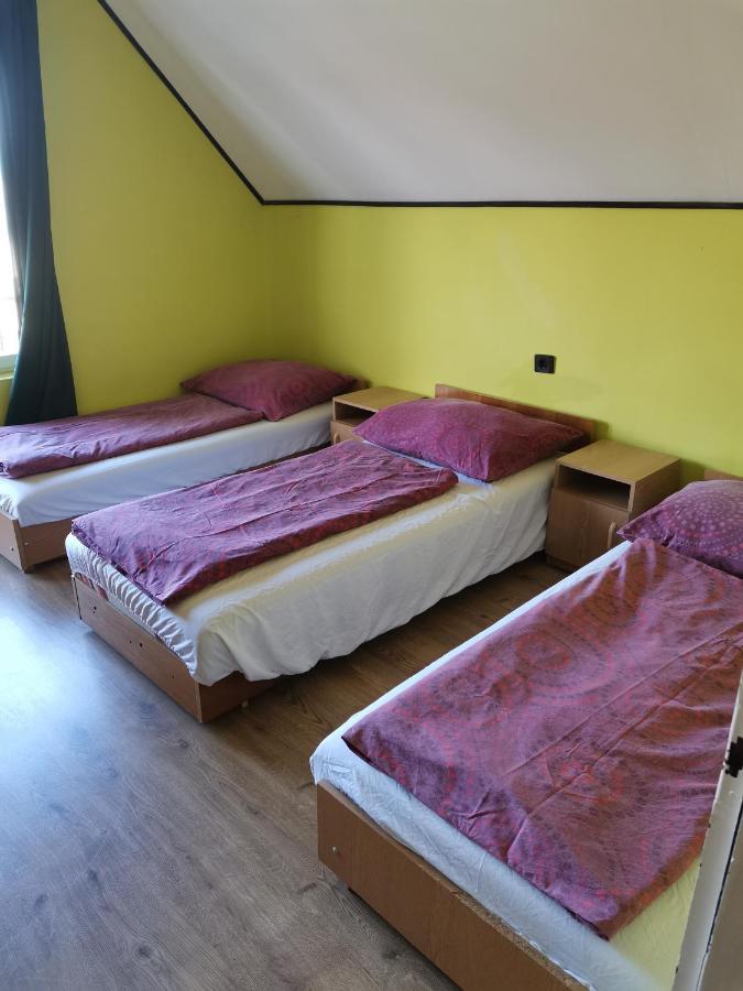 Ferienwohnung Roland Apartman Balatonlelle Exterior foto