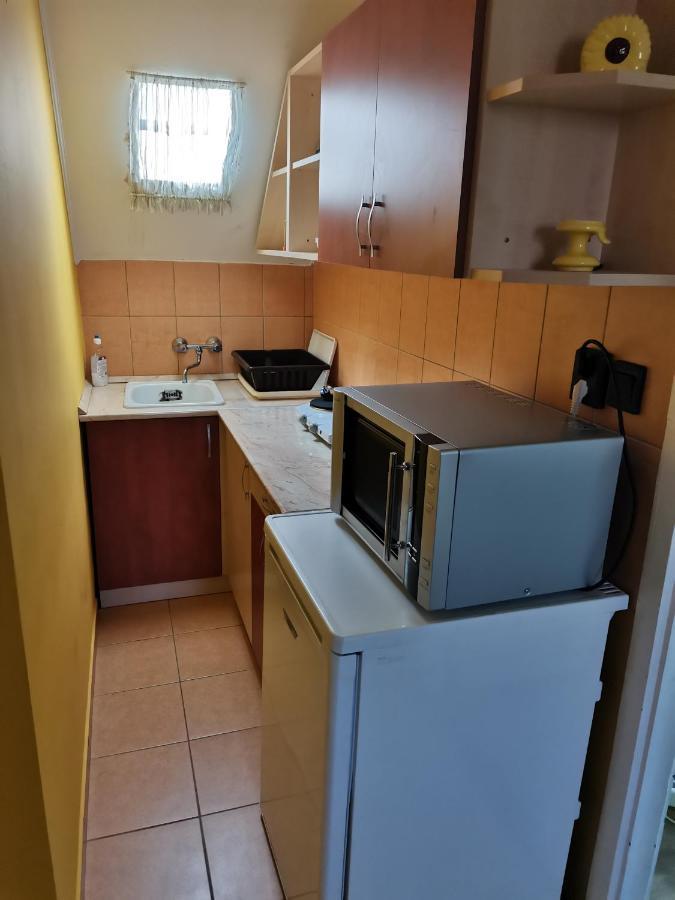 Ferienwohnung Roland Apartman Balatonlelle Exterior foto