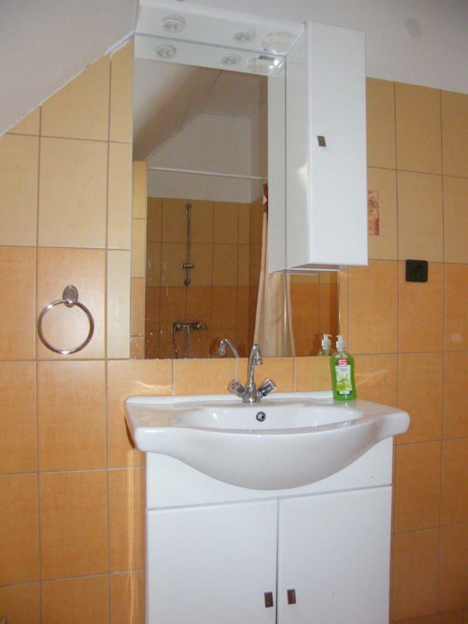 Ferienwohnung Roland Apartman Balatonlelle Exterior foto